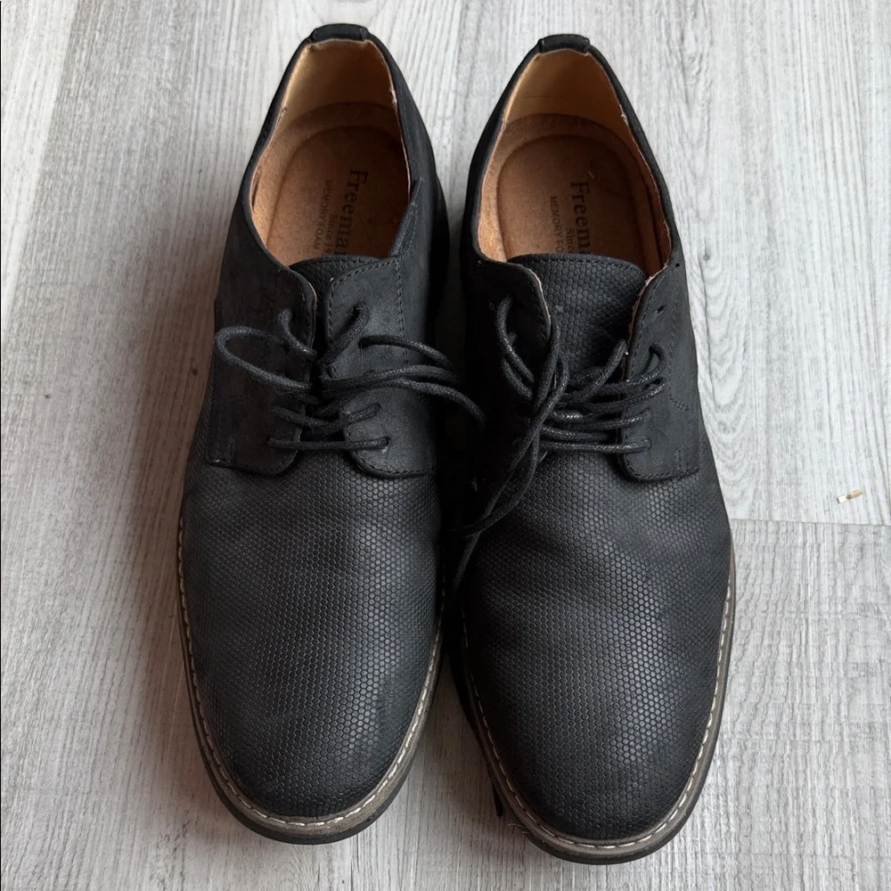 Zapatos Freeman para‎ hombre – Memory Foam (talla 10M)